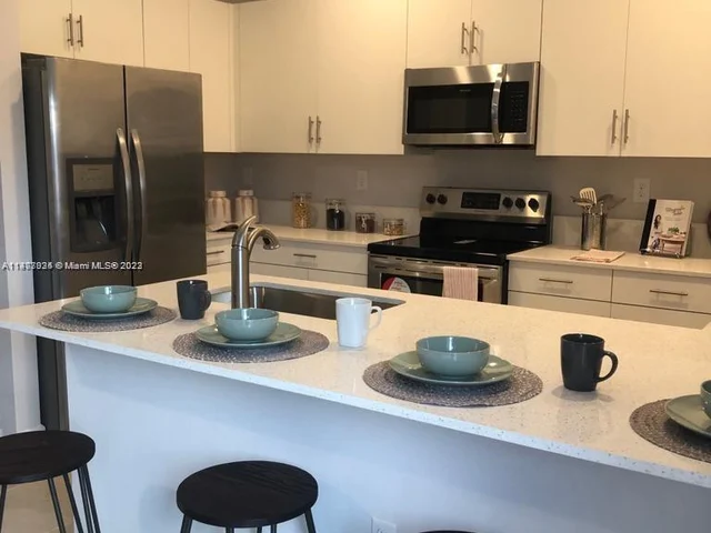 1756 SE 26th Rd # 1756, Homestead FL 33035