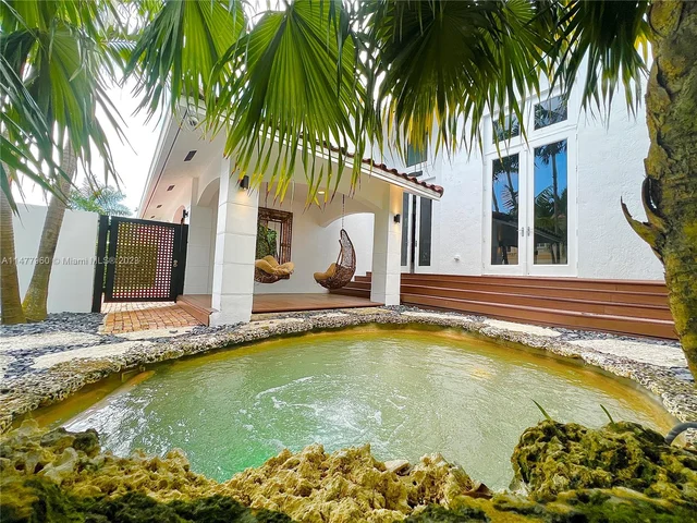 1500 NE 13th Ave, Miami FL 33139