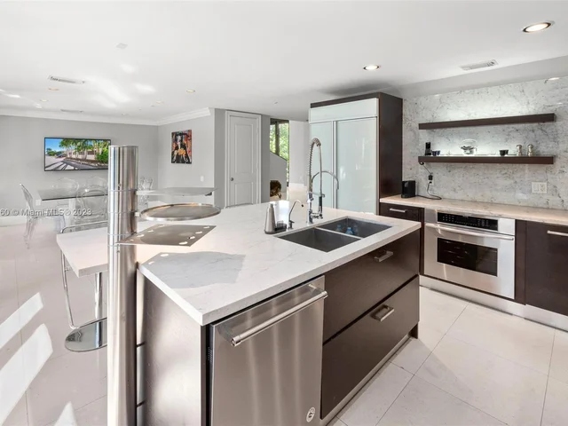 1500 NE 13th Ave, Miami FL 33139