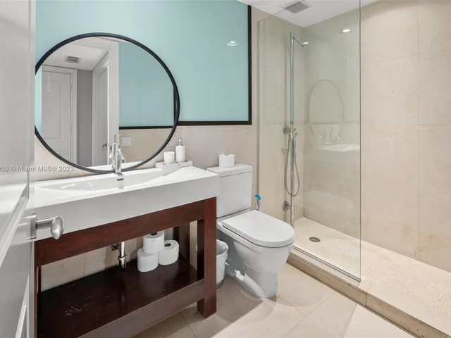 1500 NE 13th Ave, Miami FL 33139