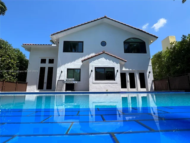 1500 NE 13th Ave, Miami FL 33139