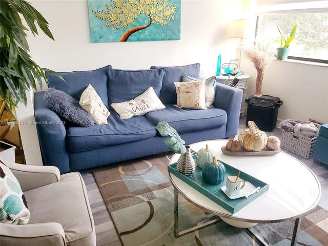 10400 NW 30th Ct # 202, Sunrise FL 33322