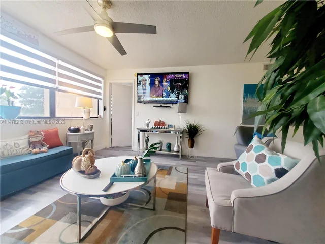 10400 NW 30th Ct # 202, Sunrise FL 33322