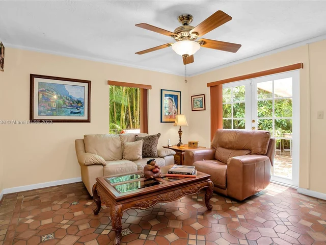 2618 Alhambra Cir, Coral Gables FL 33134