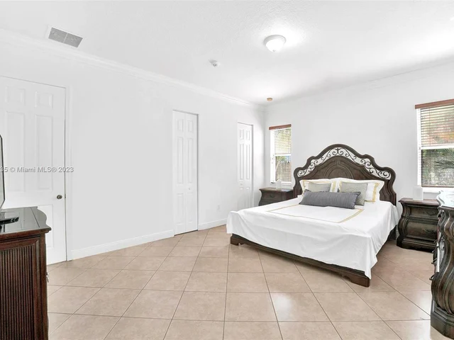 20680 SW 132nd Ave, Miami FL 33177