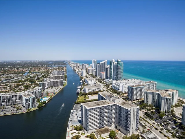 4010 S Ocean Dr # T4005, Hollywood FL 33019