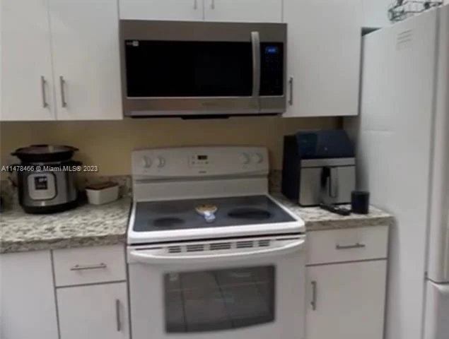 800 SW 137th Ave # 209G, Pembroke Pines FL 33027