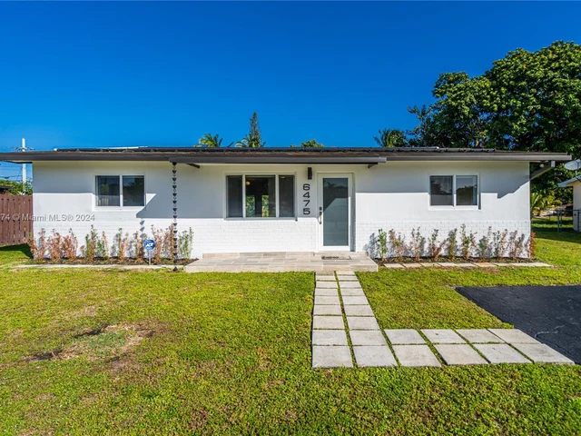 6475 SW 3rd Ct, Margate FL 33068