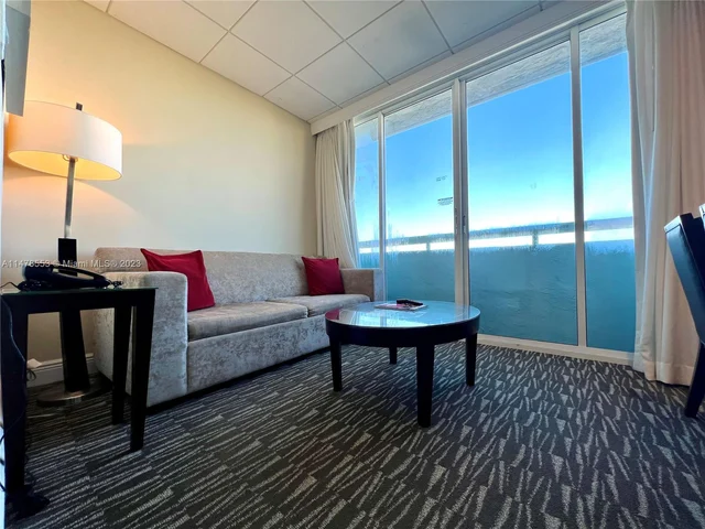 2670 E Sunrise Blvd # 1411, Fort Lauderdale FL 33304