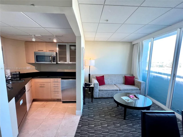 2670 E Sunrise Blvd # 1411, Fort Lauderdale FL 33304