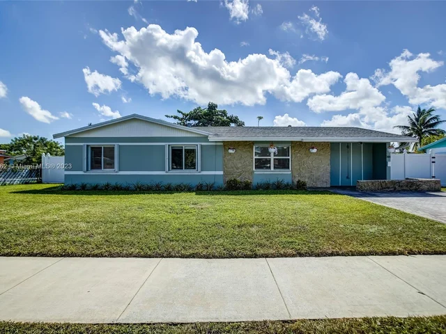 144 NE 205th Ter, Miami Gardens FL 33179