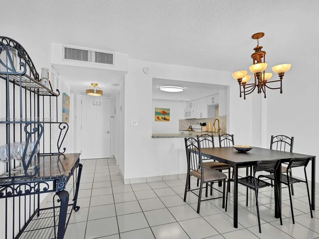 5701 Collins Ave # 611, Miami Beach FL 33140