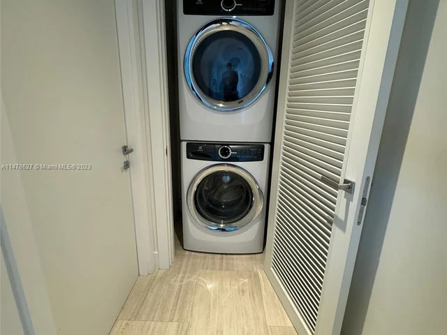 1451 Brickell Ave # 1105, Miami FL 33131