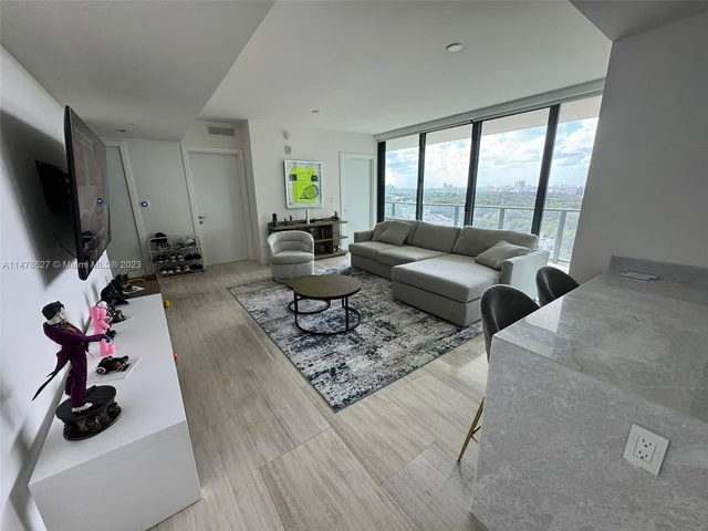 1451 Brickell Ave # 1105, Miami FL 33131