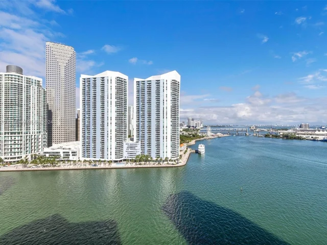 888 NE Brickell Key Dr # 2110, Miami FL 33131