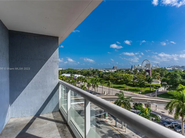 50 Biscayne Blvd # 705, Miami FL 33132