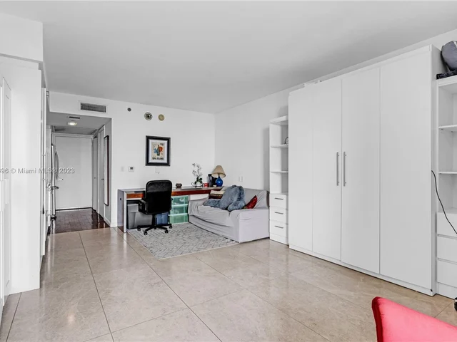 50 Biscayne Blvd # 705, Miami FL 33132