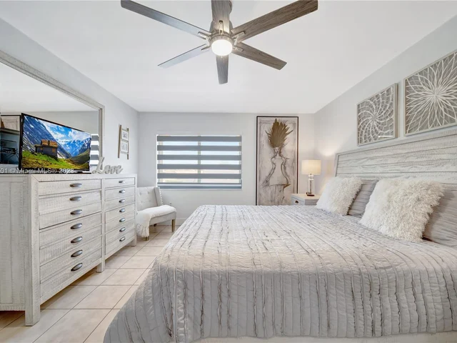 5770 SW 156th Ct, Miami FL 33193