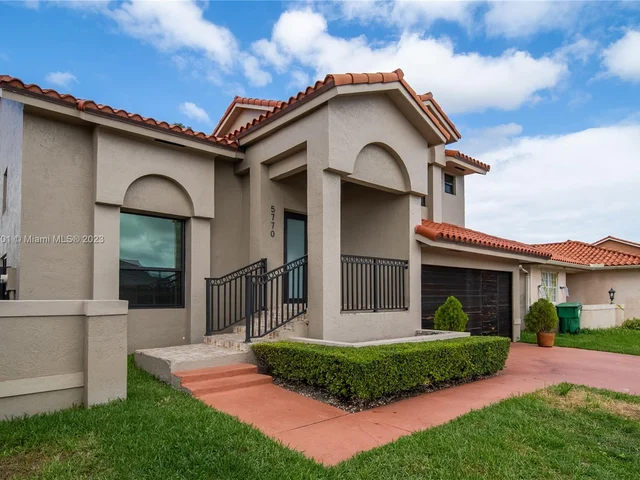 5770 SW 156th Ct, Miami FL 33193