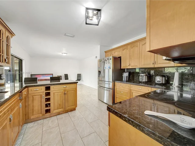 5770 SW 156th Ct, Miami FL 33193