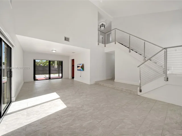 5770 SW 156th Ct, Miami FL 33193