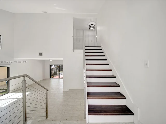 5770 SW 156th Ct, Miami FL 33193