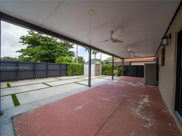 5770 SW 156th Ct, Miami FL 33193