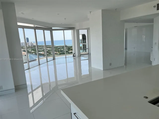 19707 Turnberry Way # 2, Aventura FL 33180