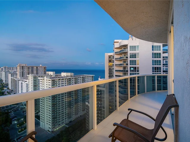 3100 N Ocean Blvd # 2601, Fort Lauderdale FL 33308