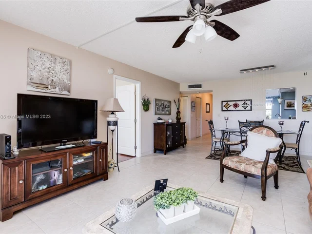 1480 NW 80th Ave # 306, Margate FL 33063