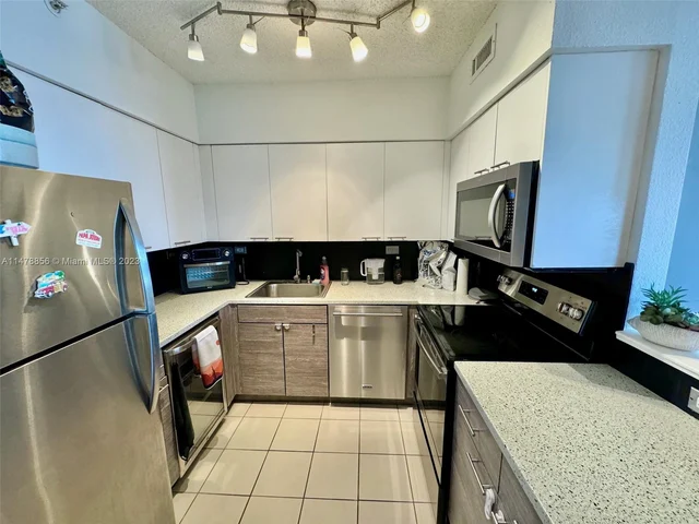 1500 Bay Rd # 1544S, Miami Beach FL 33139