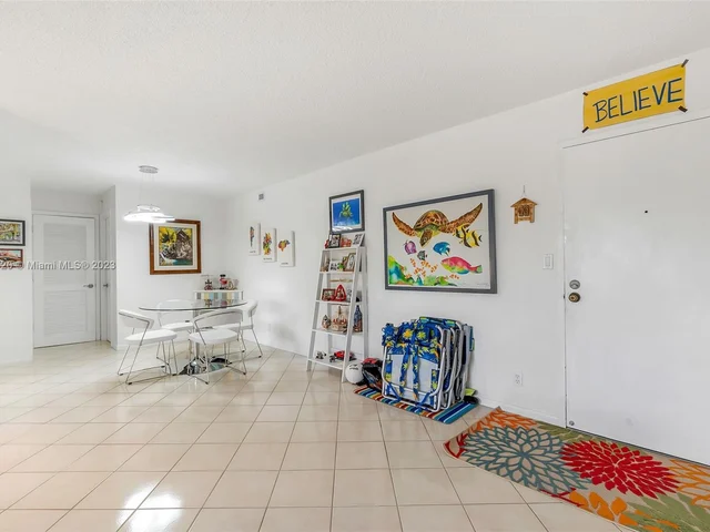 2841 N Ocean Blvd # 405, Fort Lauderdale FL 33308