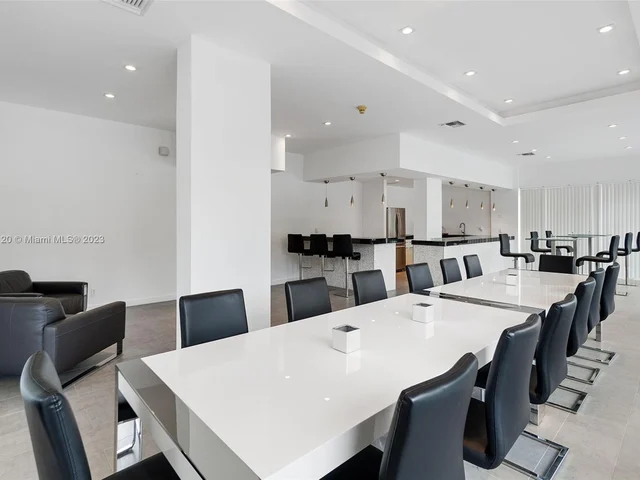 2841 N Ocean Blvd # 405, Fort Lauderdale FL 33308