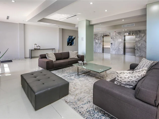 20379 W Country Club Dr # 2439, Aventura FL 33180