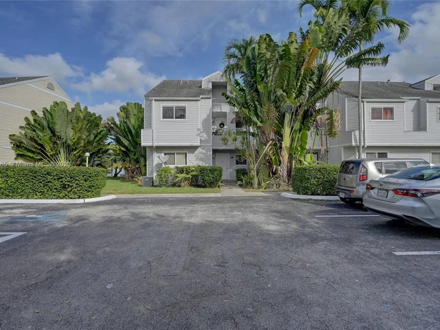 3409 NW 44th St # 101, Oakland Park FL 33309