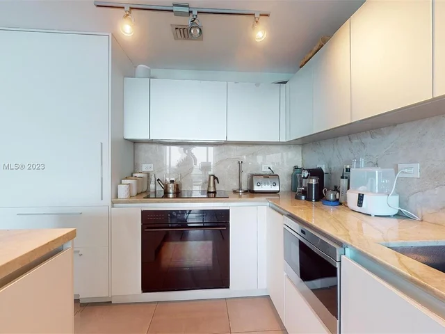 3131 NE 7th Ave # 1803, Miami FL 33137