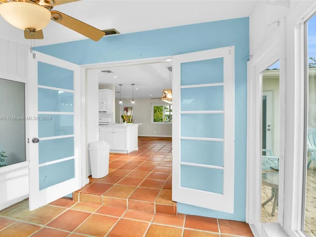 2349 NE 8th Court, Pompano Beach FL 33062