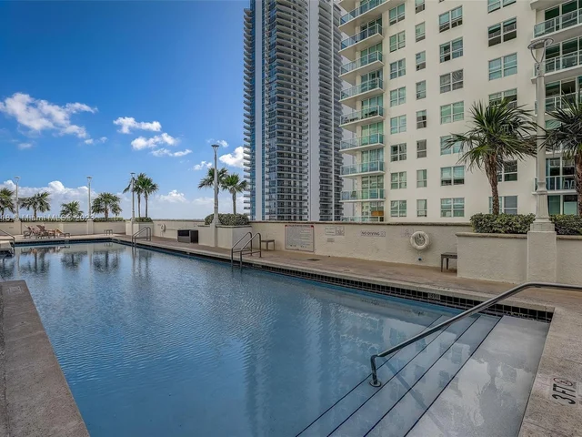 1200 Brickell Bay Dr # 2217, Miami FL 33131