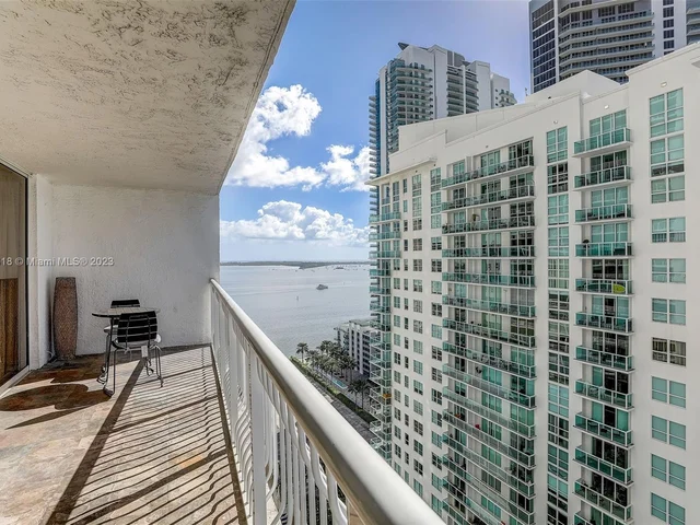 1200 Brickell Bay Dr # 2217, Miami FL 33131