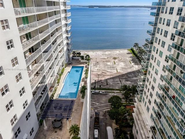 1200 Brickell Bay Dr # 2217, Miami FL 33131