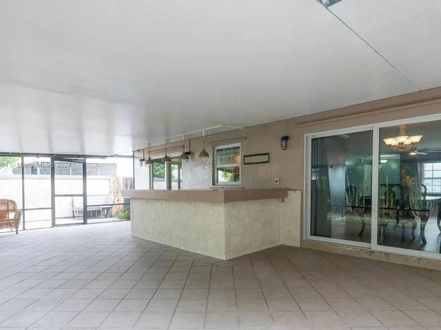 1279 N Fieldlark Ln, Homestead FL 33035