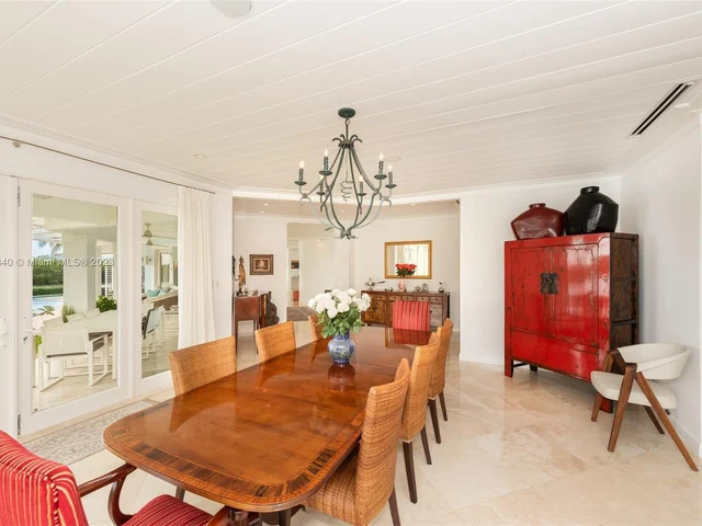 1095 Mariner Dr, Key Biscayne FL 33149