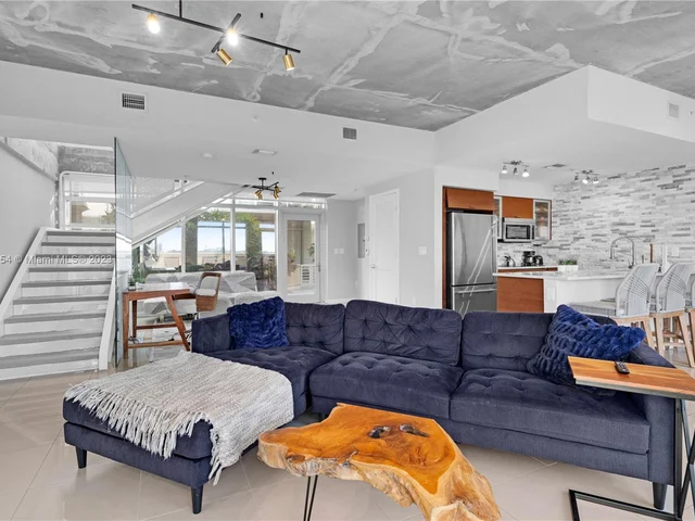 3250 NE 1st Ave # 543, Miami FL 33137