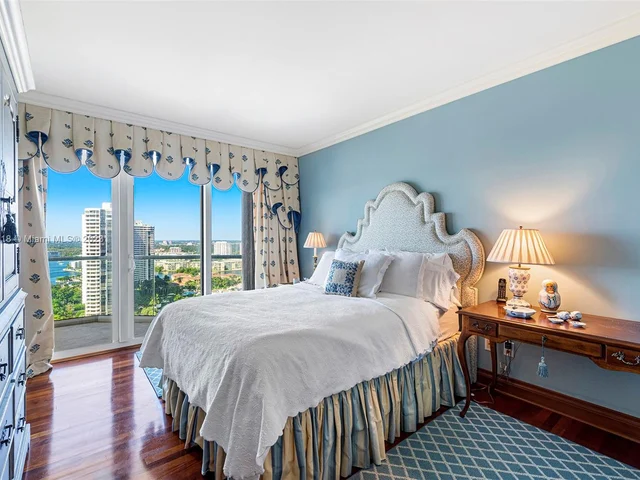 2600 Island Blvd # 2502, Aventura FL 33160