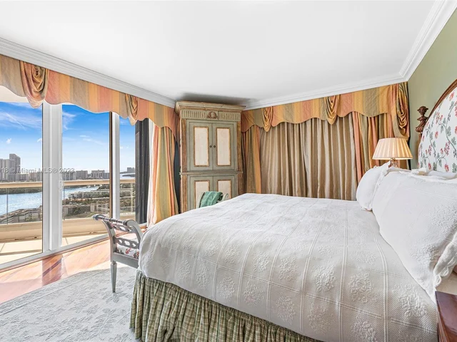 2600 Island Blvd # 2502, Aventura FL 33160