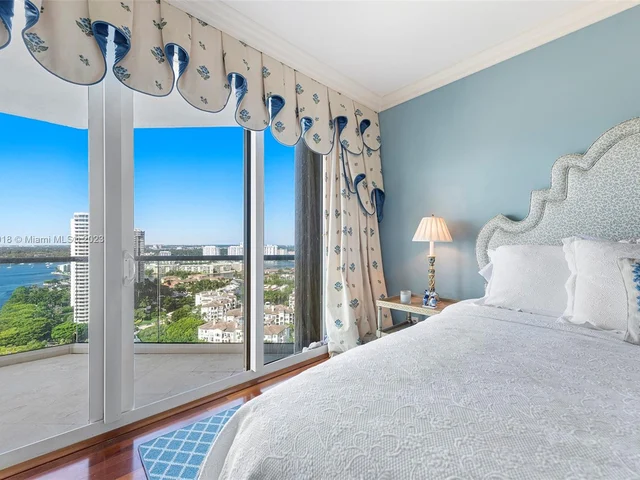 2600 Island Blvd # 2502, Aventura FL 33160