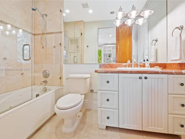 7690 Ponce De Leon Rd, Miami FL 33143