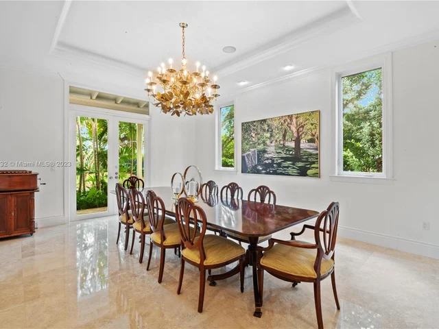 7690 Ponce De Leon Rd, Miami FL 33143