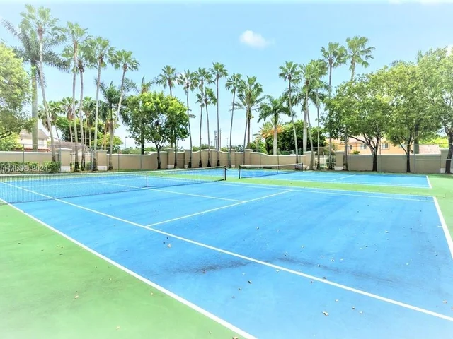 13833 SW 124th Ave Rd, Miami FL 33186