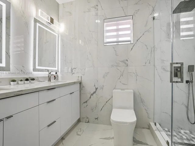 13833 SW 124th Ave Rd, Miami FL 33186